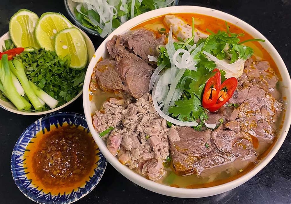 bun-bo-hue-1_da318989e7c2493f9e2c3e010e722466